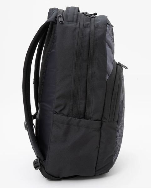 DAKINE × MAYHEM / CAMPUS PREMIUM 28L バックパック