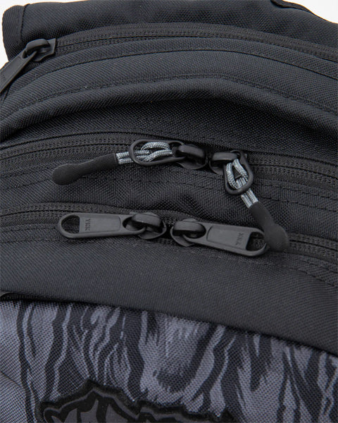 DAKINE × MAYHEM / CAMPUS PREMIUM 28L バックパック