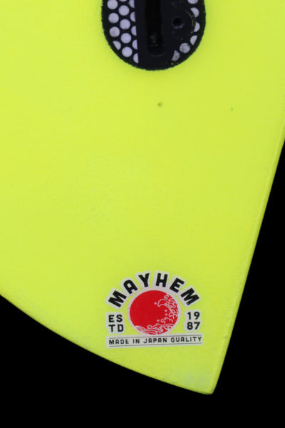 5'6"《RNF-RETRO REVAMP》艺术家:Ryder