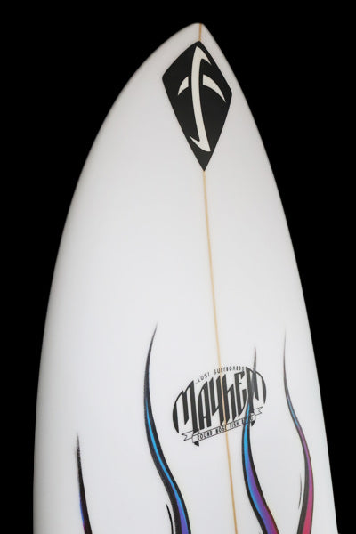 5'6"《RNF-RETRO REVAMP》艺术家:Ryder