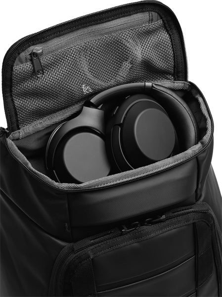 Hugger Backpack 25L / Moss Green