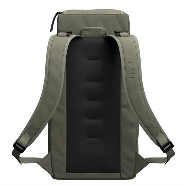Hugger 背包 20L / 苔绿色
