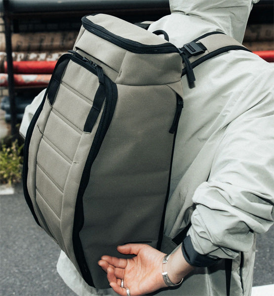 Hugger 背包 25L / 混纺绿