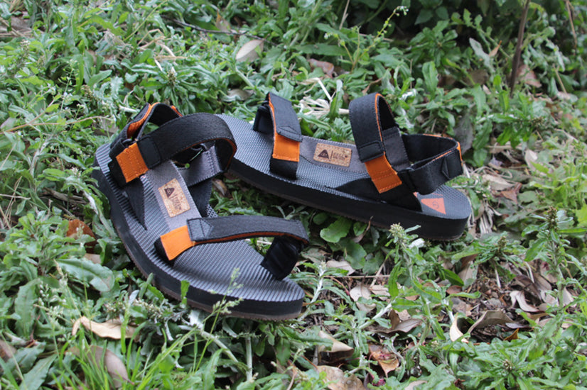 30% off sale! Sandals / 28cm