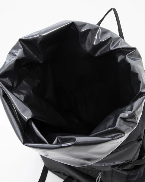 DAKINE × MAYHEM / MISSION Surfpack 30L 背包