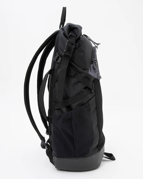 DAKINE × MAYHEM / MISSION Surfpack 30L 背包