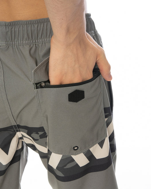 Hybrid Amphibious Board Shorts [VA Banded Trunk 18"]