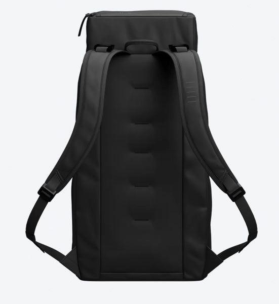 『Db』Hugger Backpack 30L / Black Out