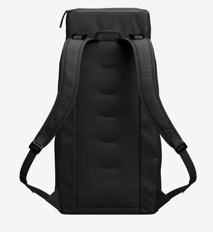 『Db』Hugger Backpack 30L / Black Out