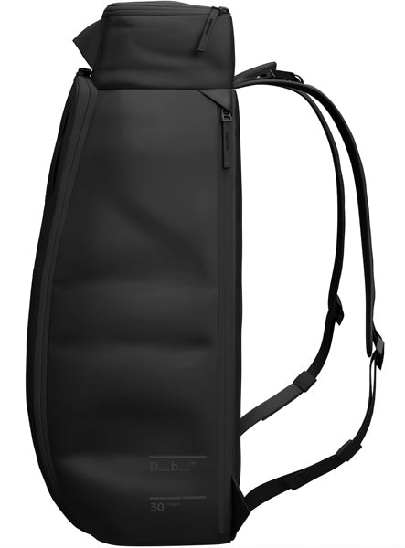 『Db』Hugger Backpack 30L / Black Out