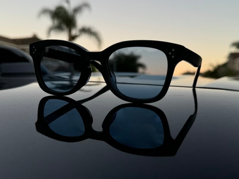 [LOW TIDE] / Matte Black-Gentian Blue