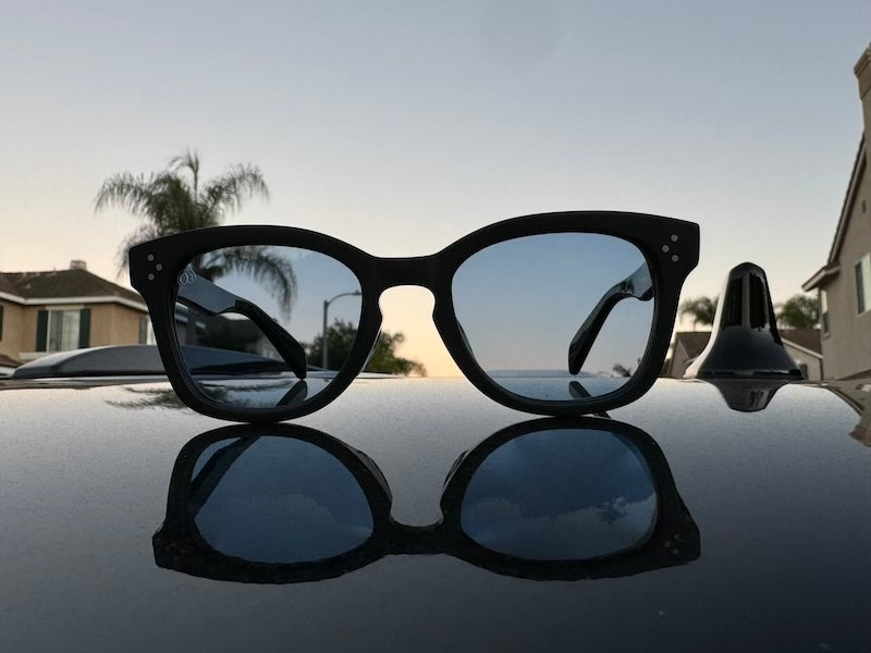 [LOW TIDE] / Matte Black-Gentian Blue