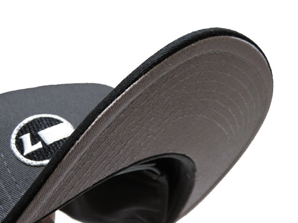 Cotton Twill Flat Visor Cap [Racing Icon] BLACK/CHARCOAL