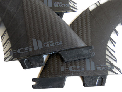 REACTOR PC 碳纤维 + AirCore / 黑色 / 三片式尾鳍 / M 码
