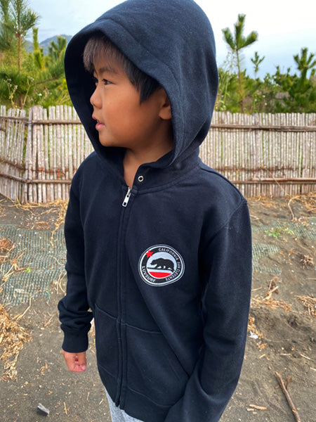 50% Off! Kids' Zip-Up Hoodie [Cali Bear] / Black