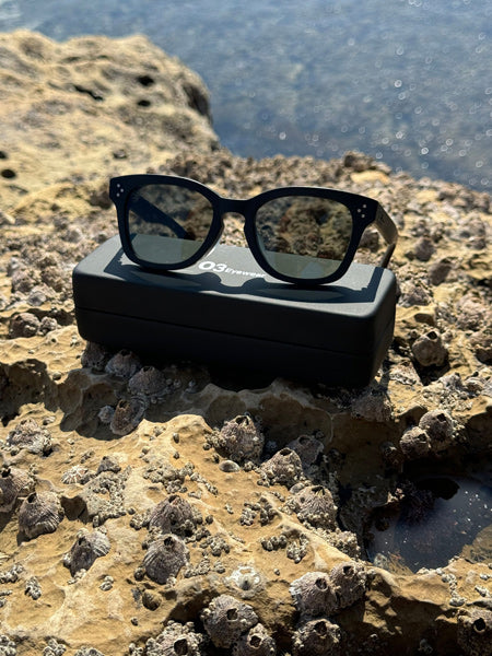 [LOW TIDE] / Matte Black-Deep Green