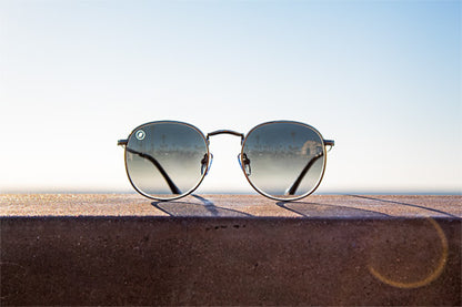 Sunglasses [MOON VIRGINIA] SILVER/GRADIENT SMOKE